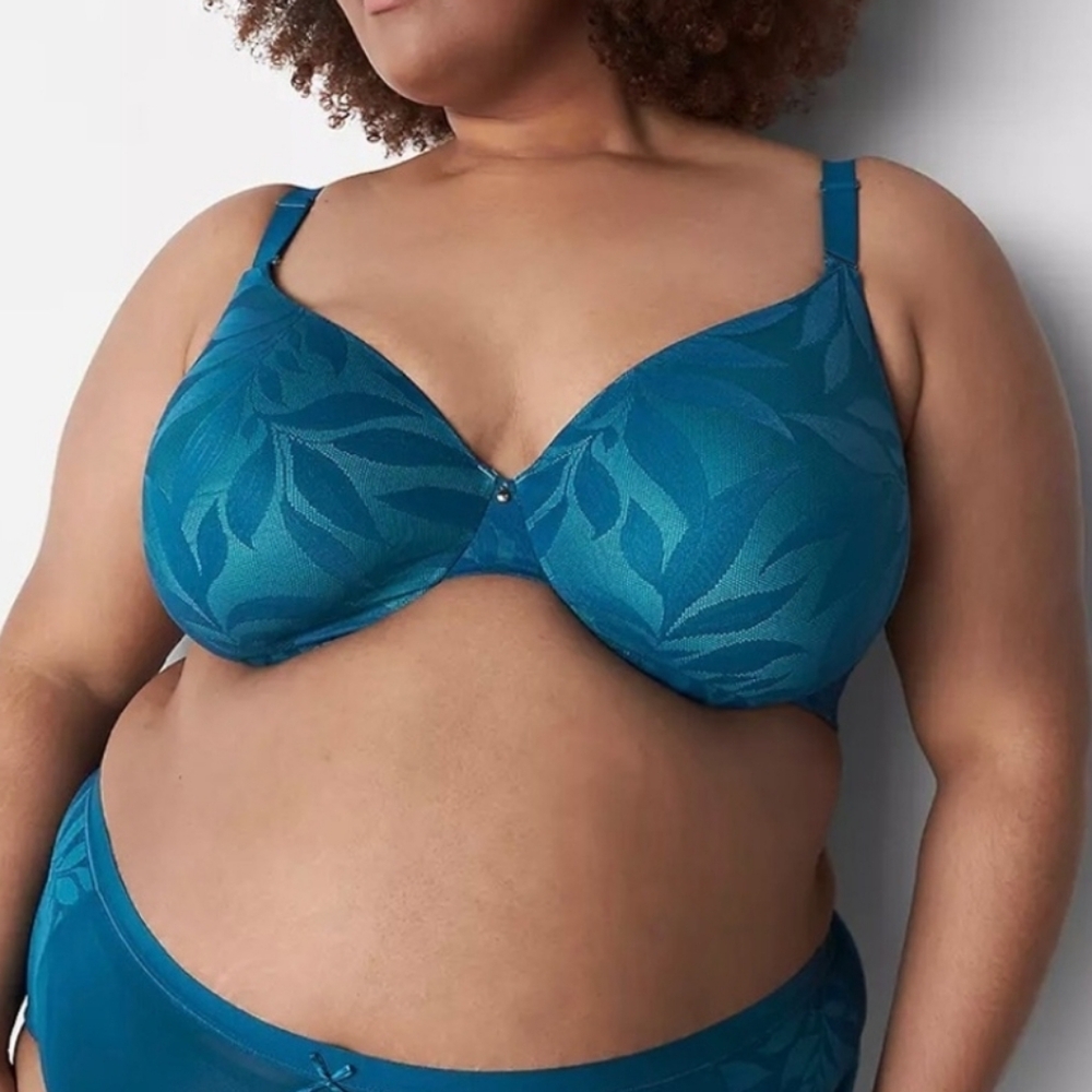 Cacique Lightly Lined Full Coverage Lace Bra Sz 40F